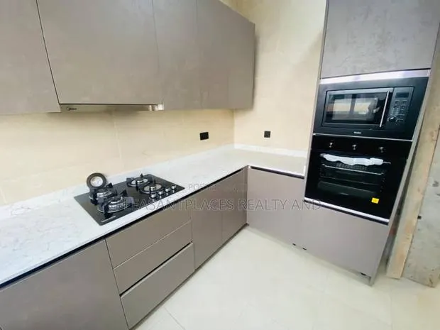 2bdrm Apartment in Pleasantplaces And, Abelemkpe for rent · Photo 1