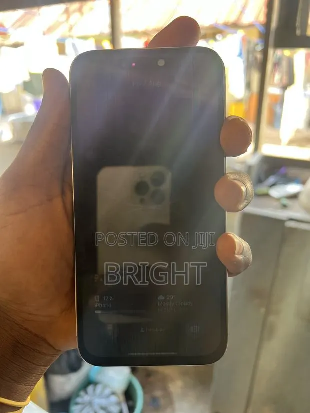 Apple iPhone 14 Pro Max 512 GB Gold · Photo 1