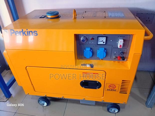 Panel Vanta Launch 13000watts Diesel Generator 10kva · Photo 1
