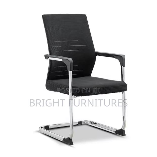 High Quality Classic Conference Room Chair · Photo 2