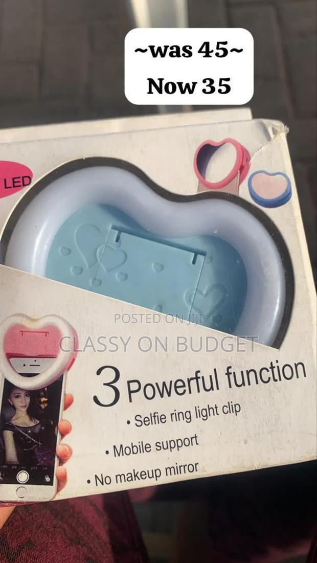 Love Shaped Rechargeable Selfie Ringlight · Photo 2