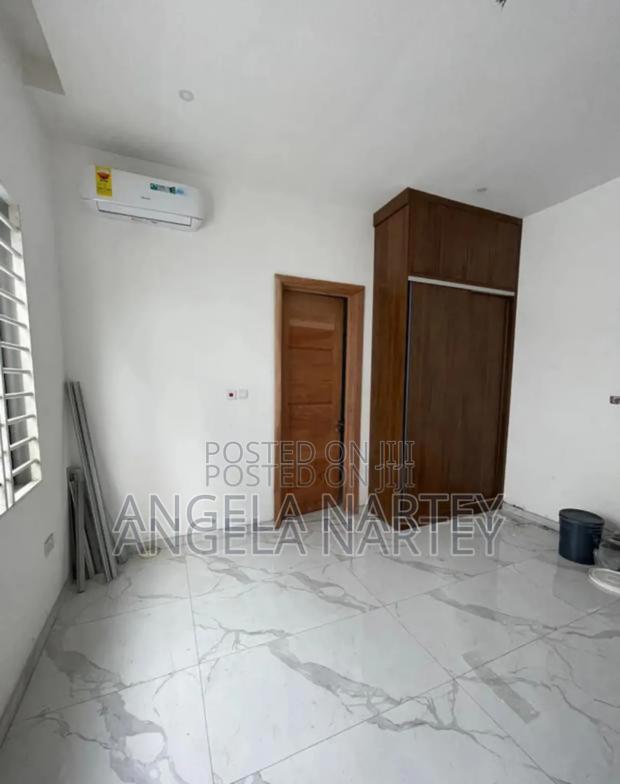 4bdrm House in Sakumono Estates for sale · Photo 4