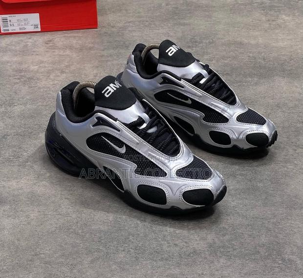 Nike Air Max Muse Sneaker · Photo 1