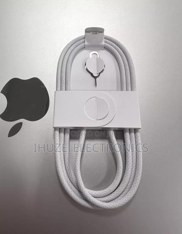 100% Genuine Apple USB-C to USB-C Fast Cable Charger · Photo 2