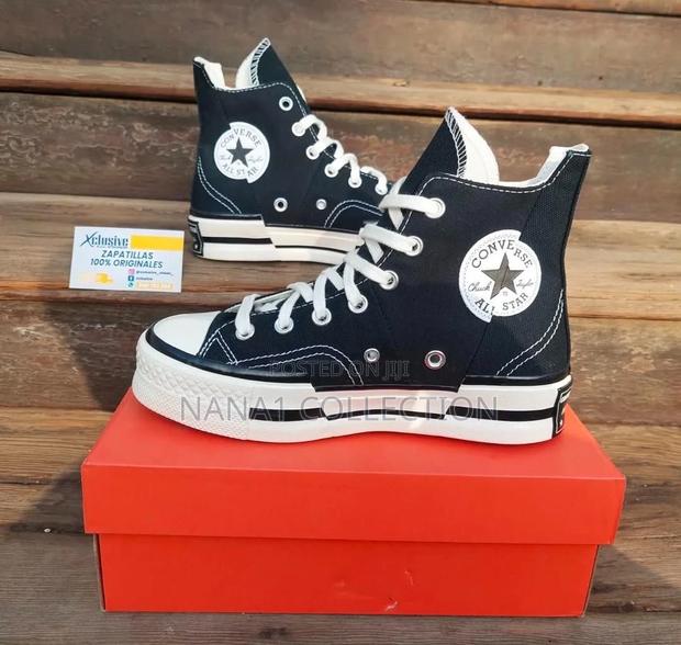 Chuck Taylor All-Stars · Photo 1