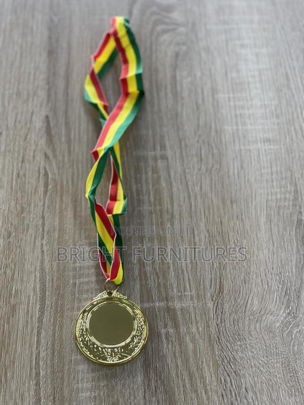 High Quality Gold,Silver and Bronze Metal Medals Awards · Photo 3