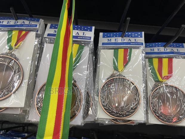 High Quality Gold,Silver and Bronze Metal Medals Awards · Photo 7