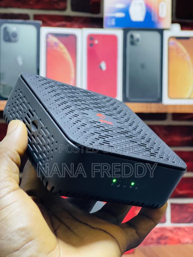 Airtel Android Smart Tv Box + Router Combination(Universal · Photo 3