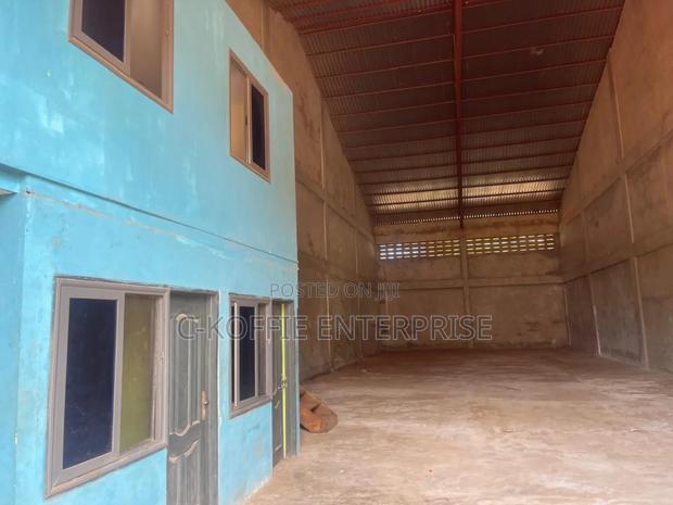 350 SQM Warehouse at Spintex for Rent · Photo 2