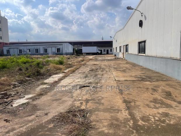 2700 SQM Warehouse at Tema for Sale · Photo 1