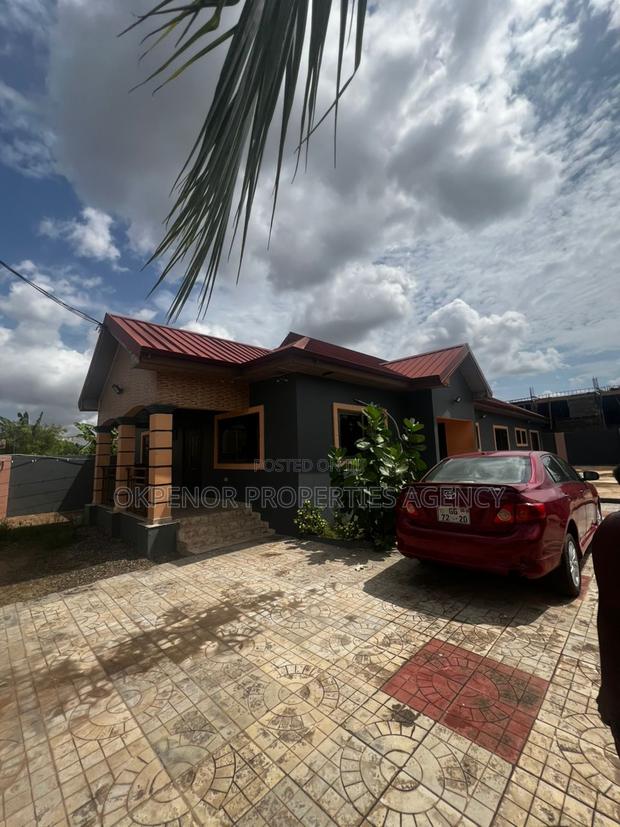 6bdrm House in Katamanso, Malejor for rent · Photo 2