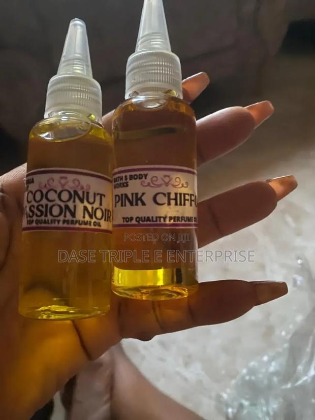Perfume Oil · Photo 3