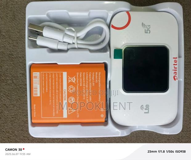 Universal Mobile Wifi Pro · Photo 3