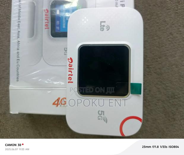 Universal Mobile Wifi Pro · Photo 4