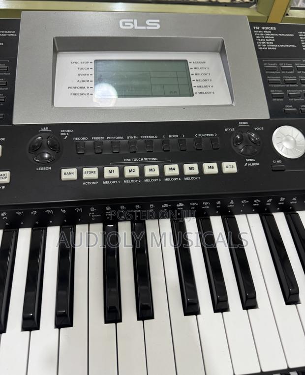 PSR 4000-GLS Keyboard · Photo 5