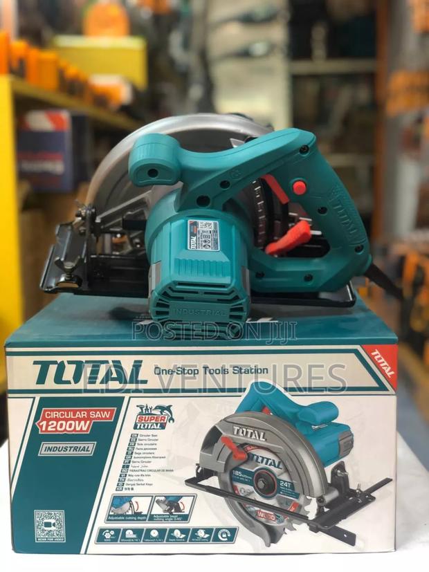 Total 1200w Circular Saw · Photo 3