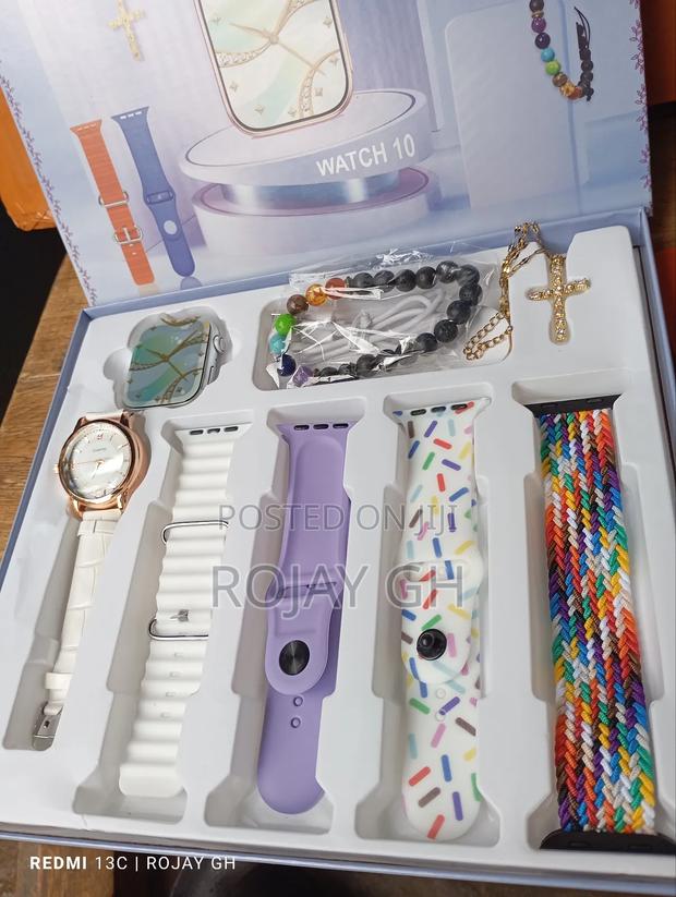 I-520 Mini Smart Watch, Quartz Watch, Bracelet, Chain- White · Photo 1