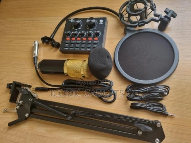 Brand New in Box Bm800 Livestream Setup Console · Photo 1
