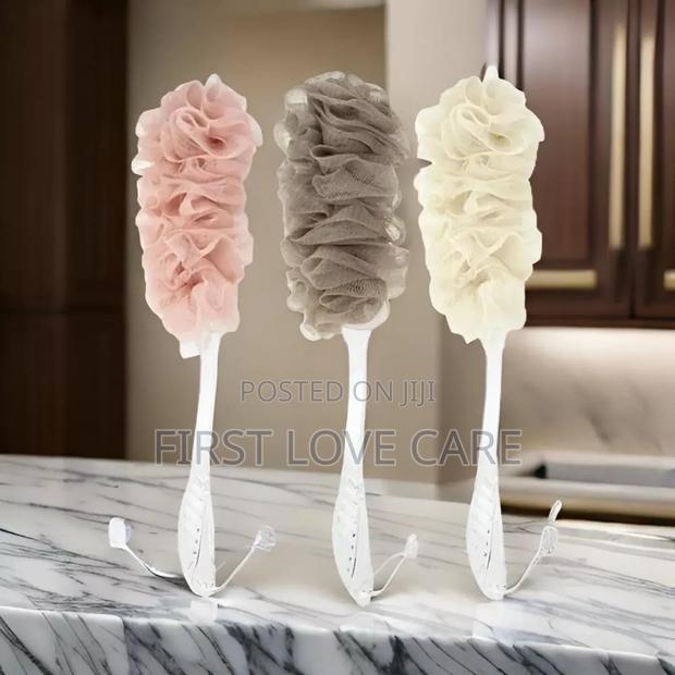 Long Hand Back Scrubber · Photo 7