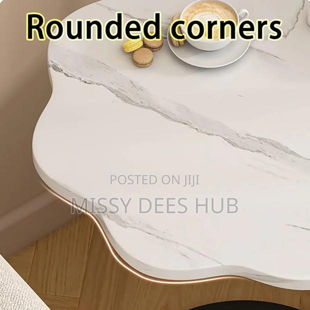 Flower Coffee Table · Photo 4