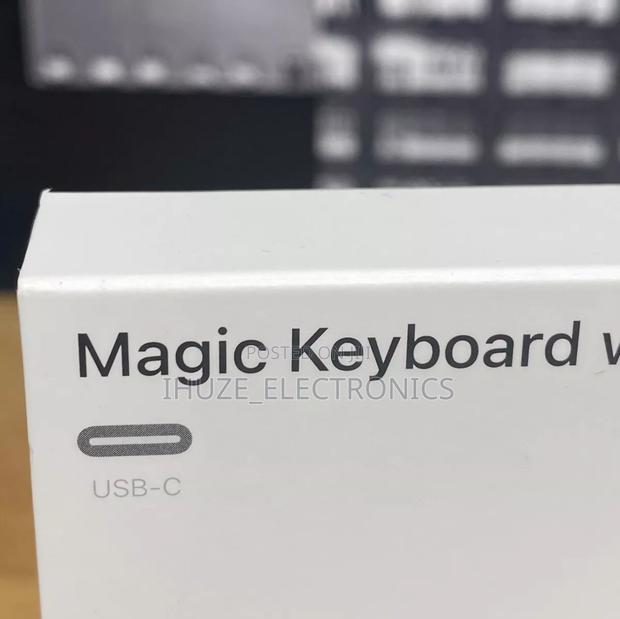 Latest Magic Keyboard With Touch Id (USB–C) · Photo 3