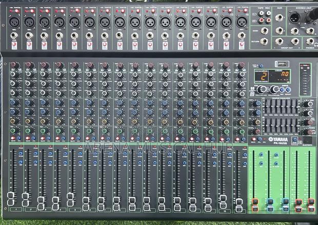 Yamaha Pk16 Channel Usb Power Mixer · Photo 2
