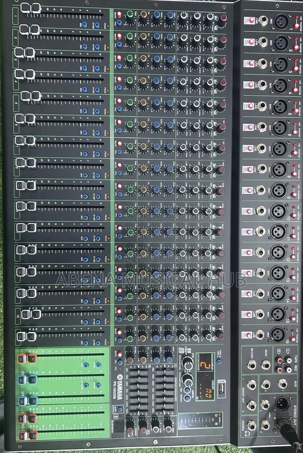 Yamaha Pk16 Channel Usb Power Mixer · Photo 4