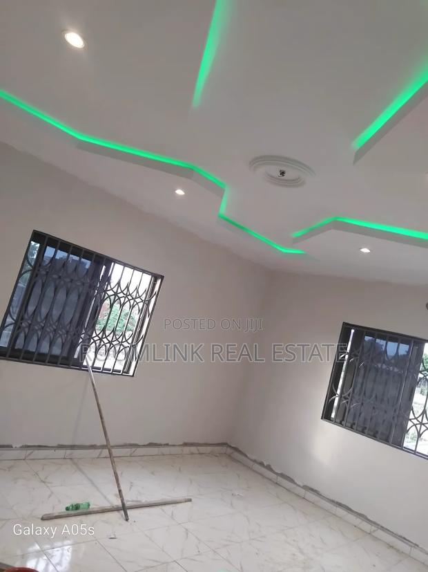 4bdrm Mansion in 4 Bedroom Mansion, Sunyani Municipal for sale · Photo 2