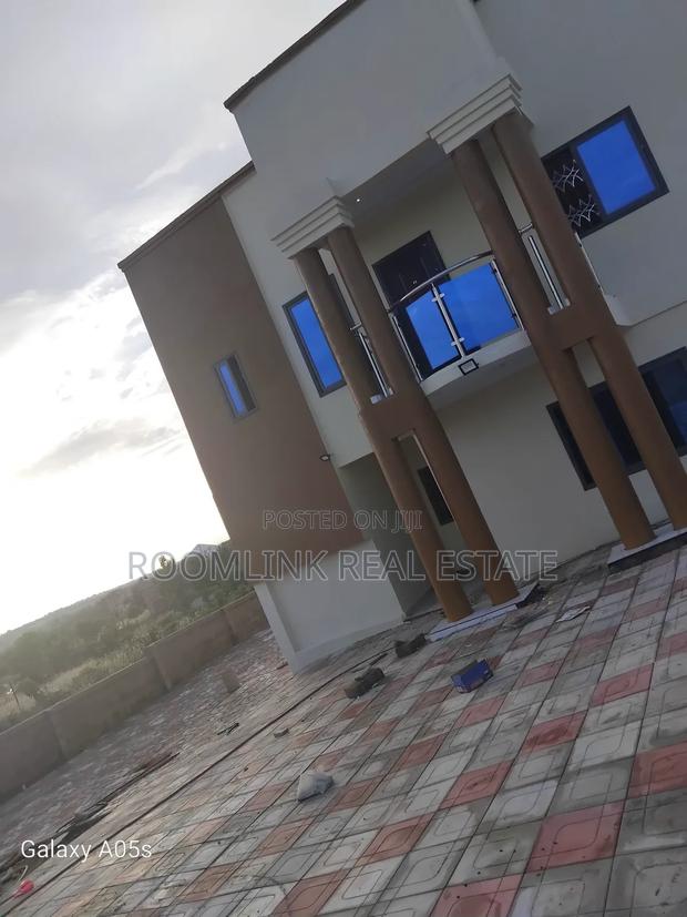 4bdrm Mansion in 4 Bedroom Mansion, Sunyani Municipal for sale · Photo 5