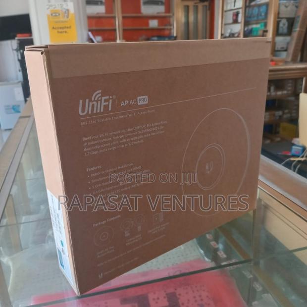 Ubiquiti Unifi Ac Pro Access Point · Photo 1