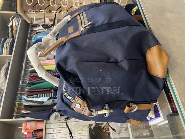 Brooks Brothers Duffel Bag · Photo 5