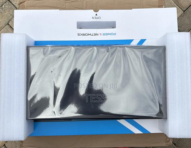 Ak 24port Poe Switch With 2uplink+2sfp 19’’ Rackmount · Photo 2