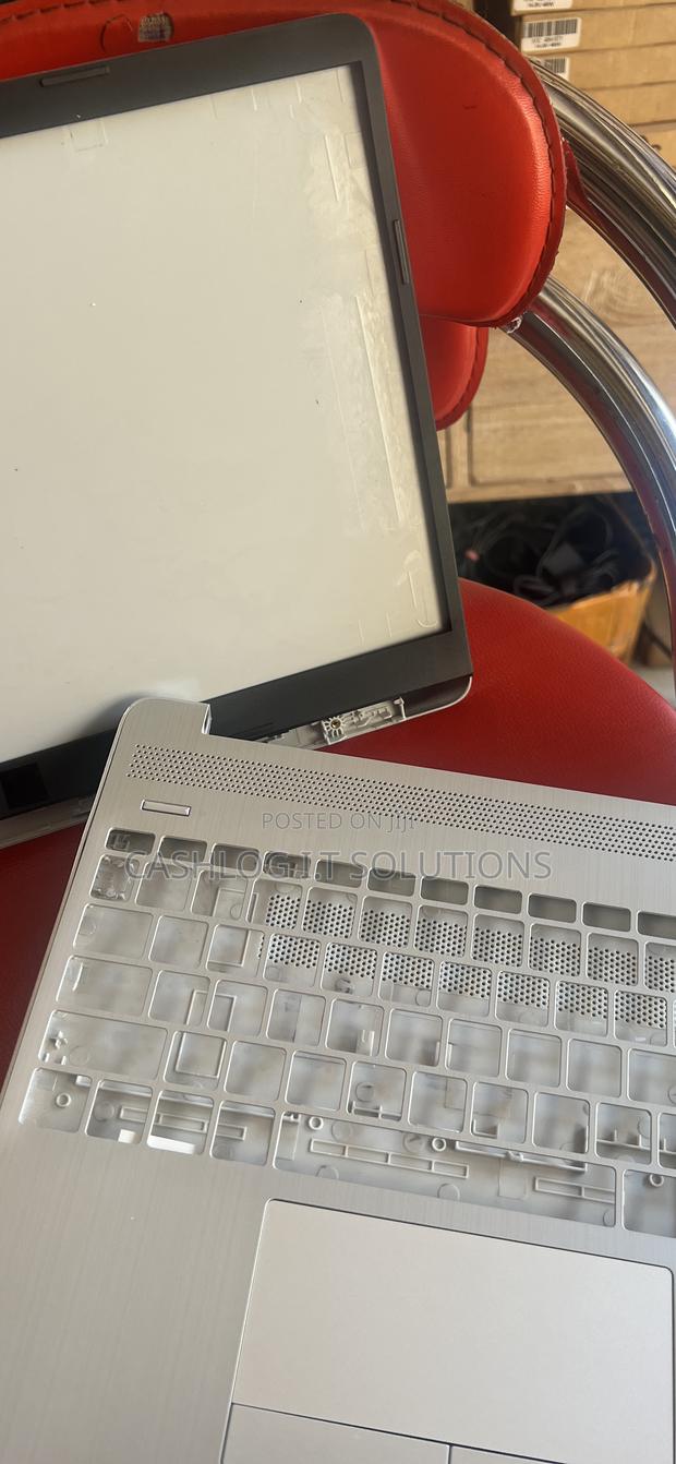 Hp Pavilion 15-Cs and 250 G8 Housing/Case · Photo 7