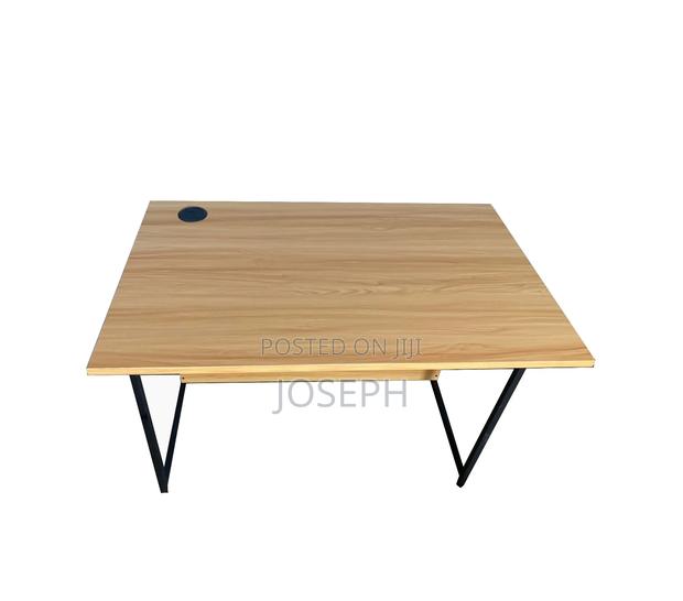 Computer Table Desk · Photo 1