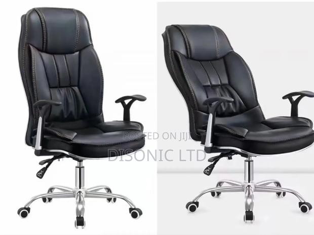Adjustable Office Chair · Photo 1