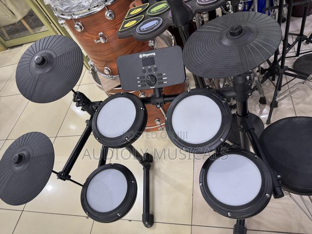 Electrical 5-Set Drums · Photo 3