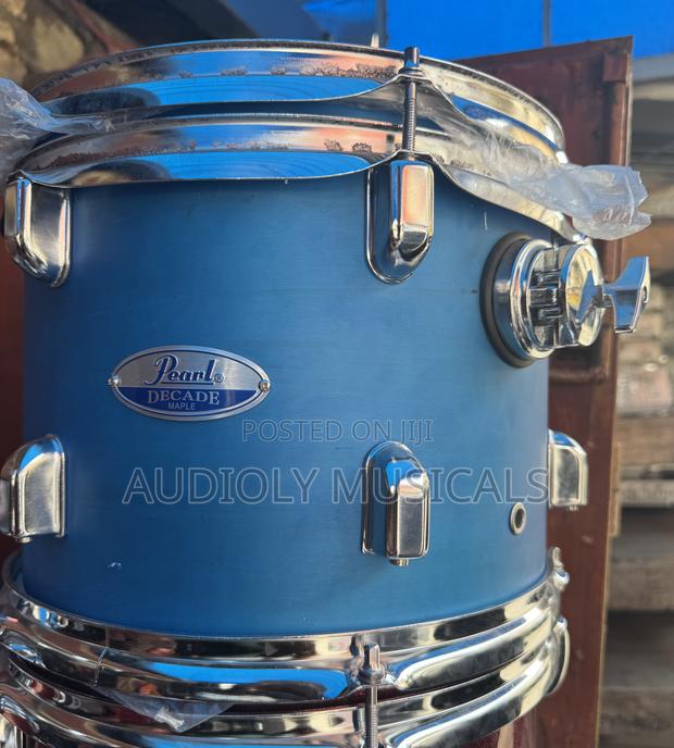 Pearl Decade Maple 5-Set Full Drums · Photo 2