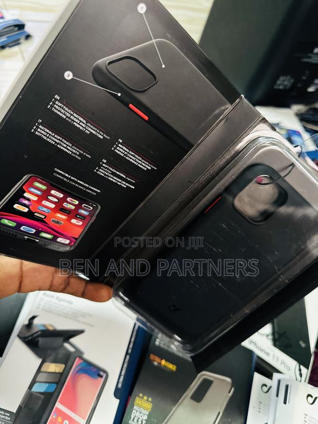 Original Phone Cover For iPhone 11 Pro · Photo 5