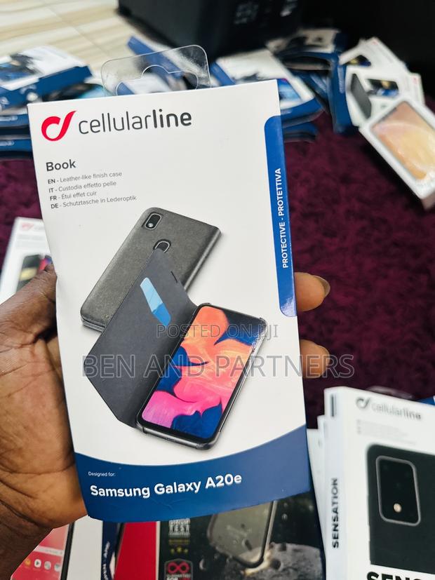 Original Flip Case For Samsung Galaxy A20e · Photo 1