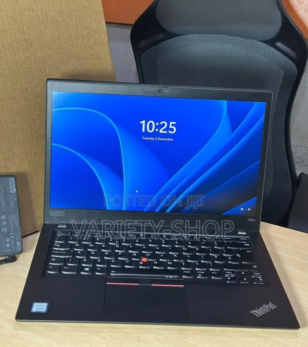 Laptop Lenovo ThinkPad T490s 8GB Intel Core i5 SSD 256GB · Photo 1