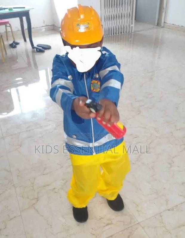 Fireman Career Costume · Photo 1