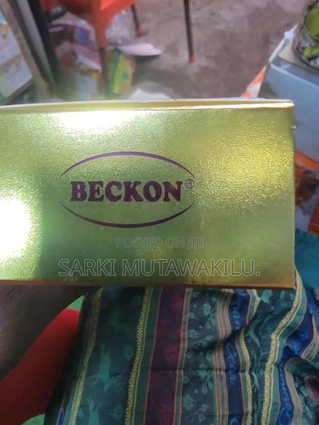 Peel Off Mask · Photo 3