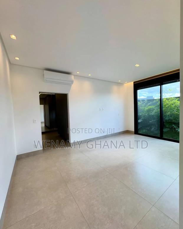 Furnished 4bdrm Duplex in Accra for sale · Photo 6