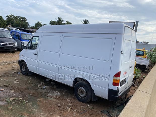 Mercedes-Benz Sprinter 2008 Blue · Photo 2