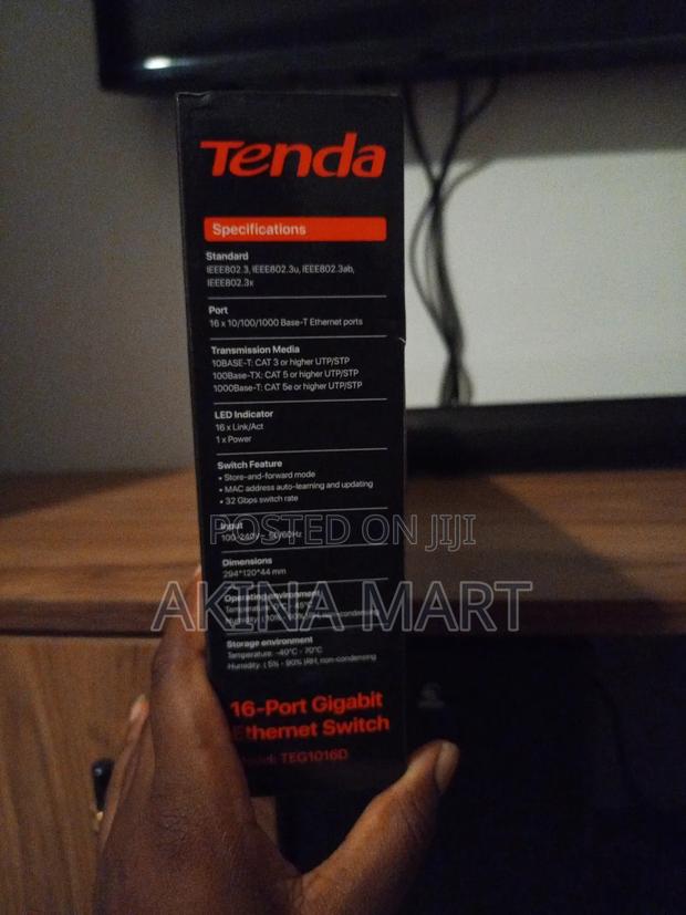 Tenda 16-Port Gigabit Ethernet Switch · Photo 3