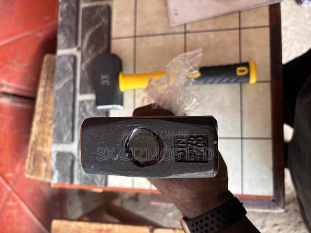 1500g Stoning Hammer · Photo 2
