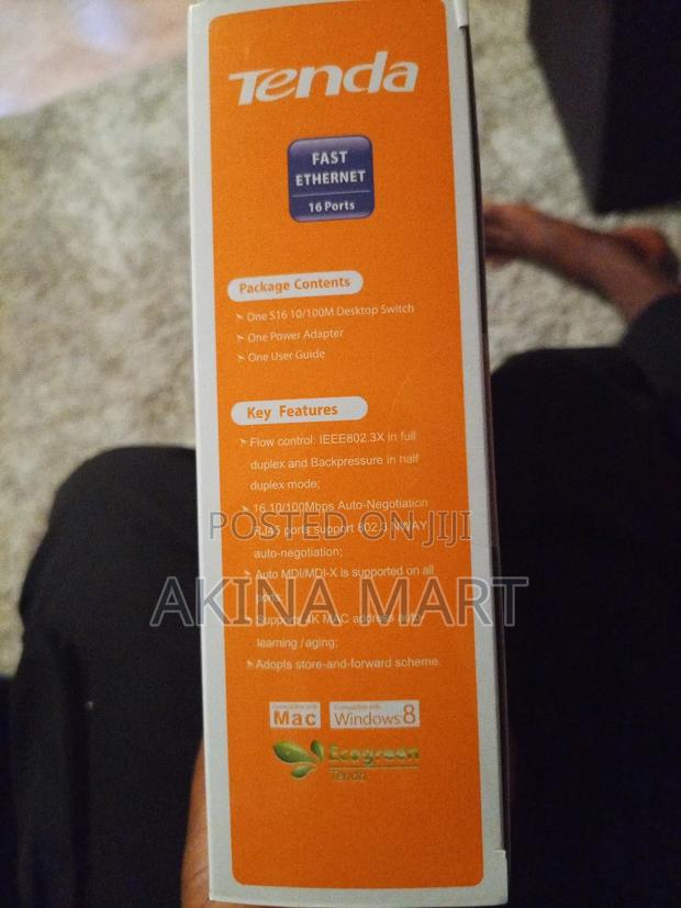 Tenda 16-Port10/100m Desktop Switch · Photo 3