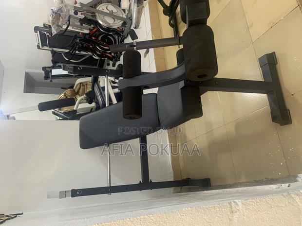 Multi Olympic Weight Bench · Photo 3