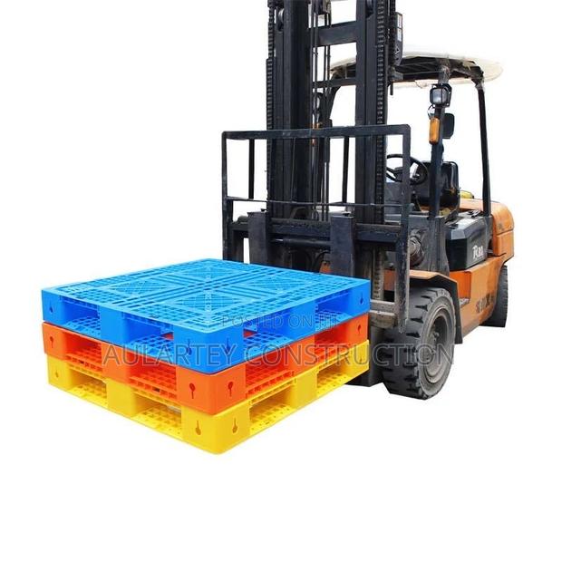 Industrial Pallet · Photo 2