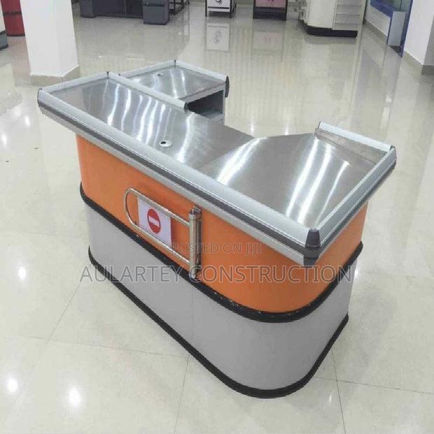 Cashier Desk · Photo 2